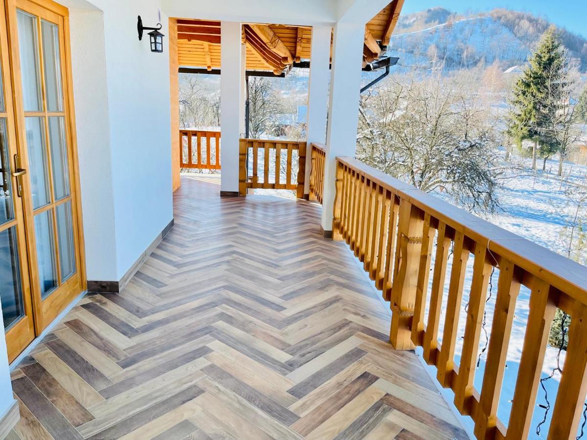 Pensiunea Coronita Вишеу-де-Сус Экстерьер фото